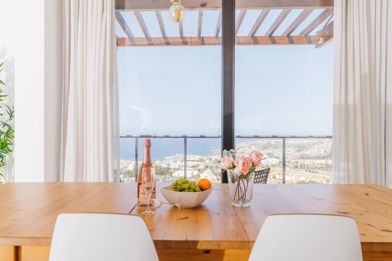 Sunset White Villa - Ocean View, Jakuzzi, Heated Pool, Air-Conditioning, Grill Playa de las Américas Eksteriør billede