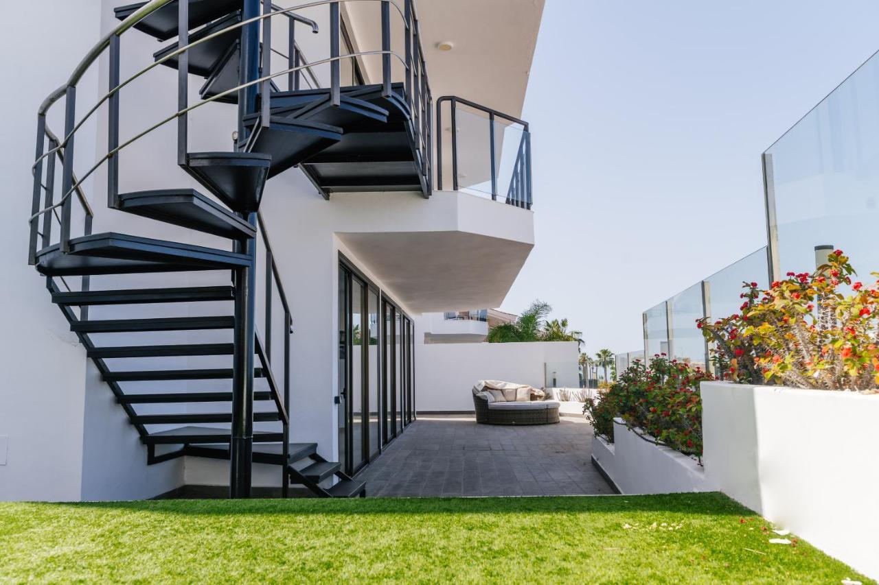 Sunset White Villa - Ocean View, Jakuzzi, Heated Pool, Air-Conditioning, Grill Playa de las Américas Eksteriør billede